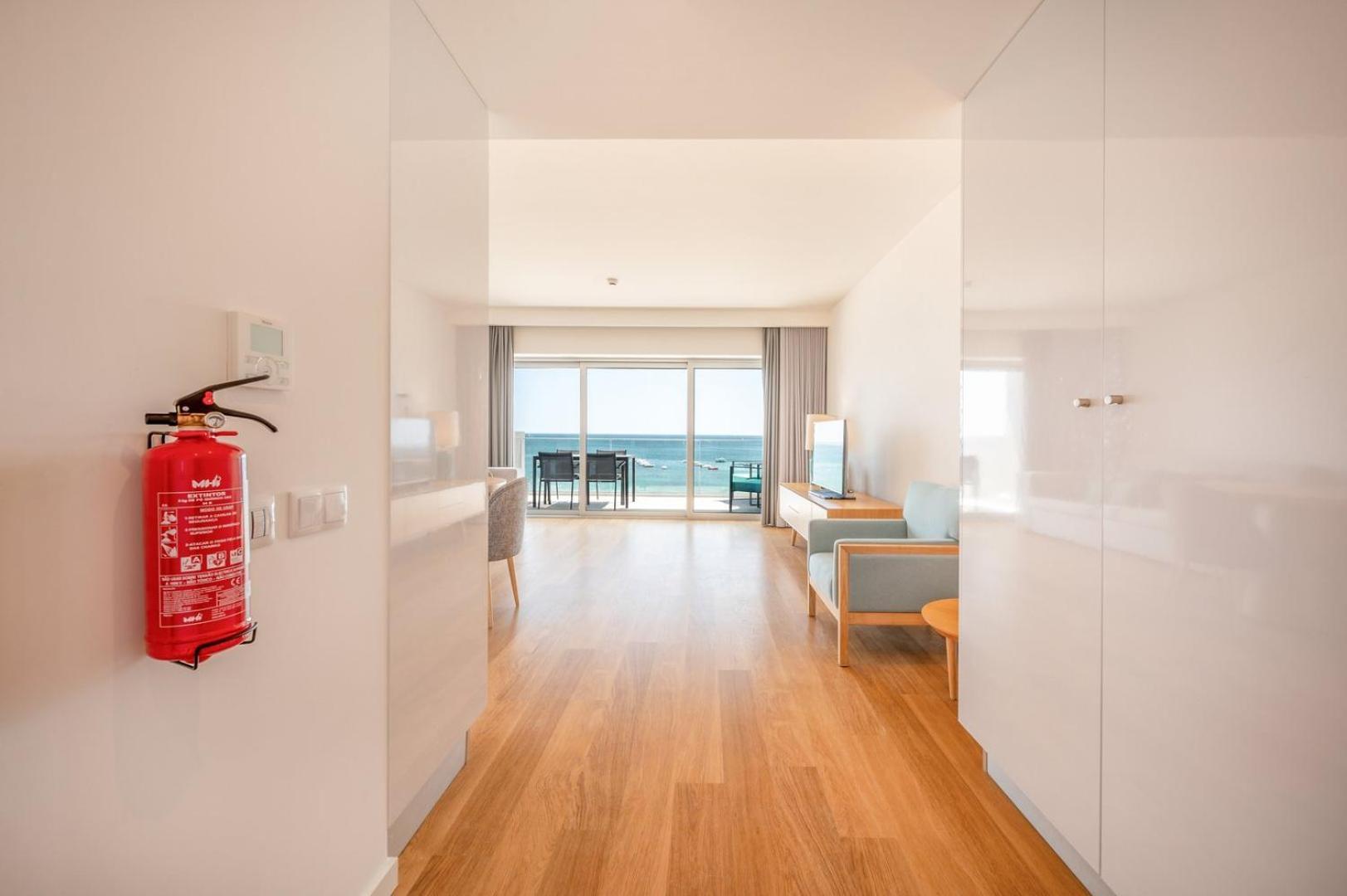 Guestready - Beachfront Naufrago'S Retreat 2 Sesimbra Buitenkant foto
